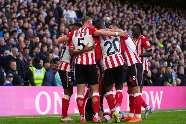 The Tactical Miracle: Bagaimana Sunderland Mengalahkan Logika Premier League